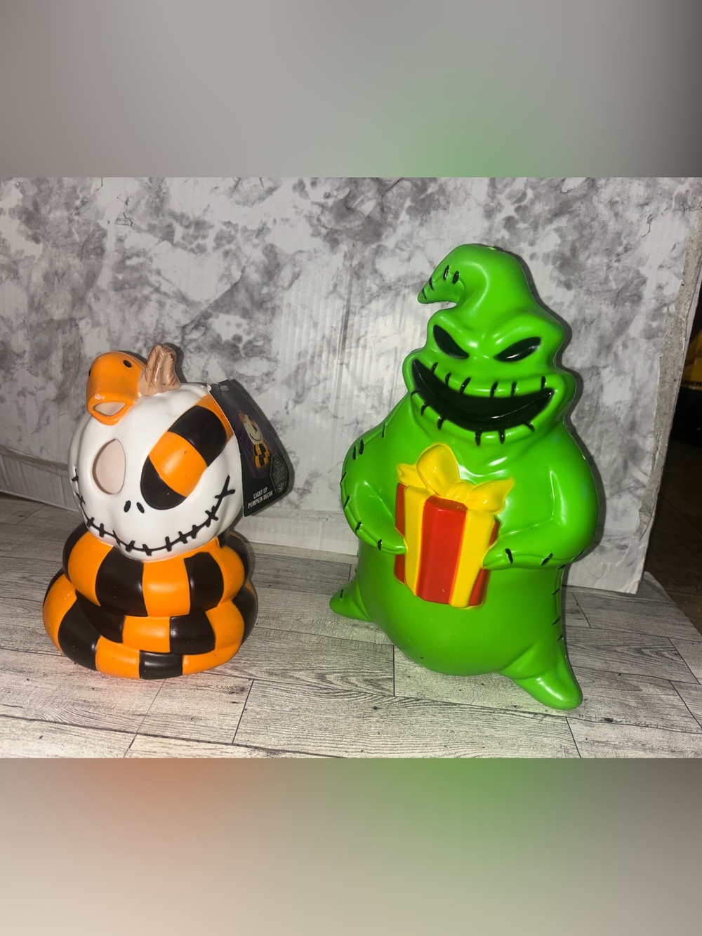 Nightmare before Christmas stands up figures